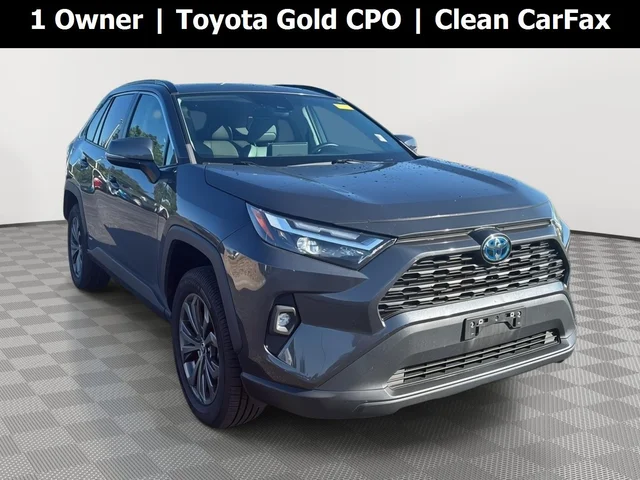 2022 Toyota Rav4 XLE Premium