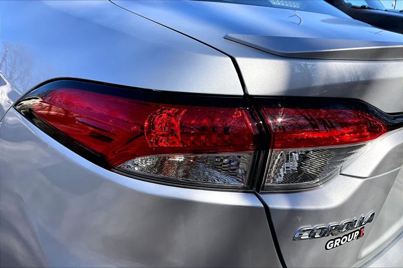 Used 2025 Classic Silver Metallic Toyota SE image 26
