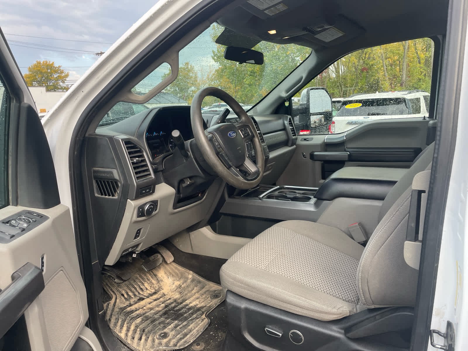 Used 2019 Oxford White Ford XLT image 6