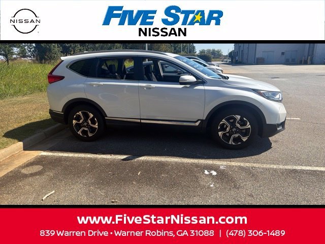 Used 2018 White Honda Touring image 7