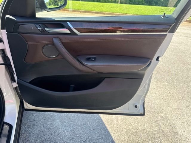 Used 2016 White BMW xDrive35i image 10