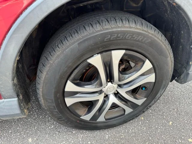 Used 2018 Red Toyota LE image 11