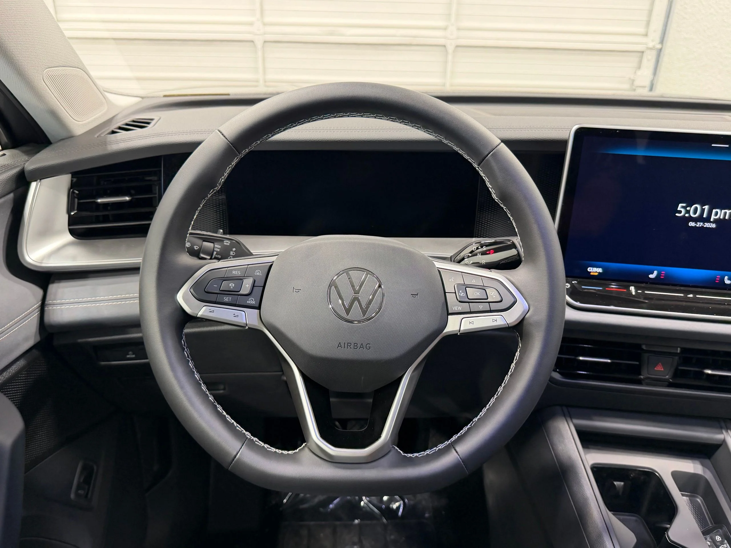 New 2026 Silver Volkswagen 2.0T SE image 36