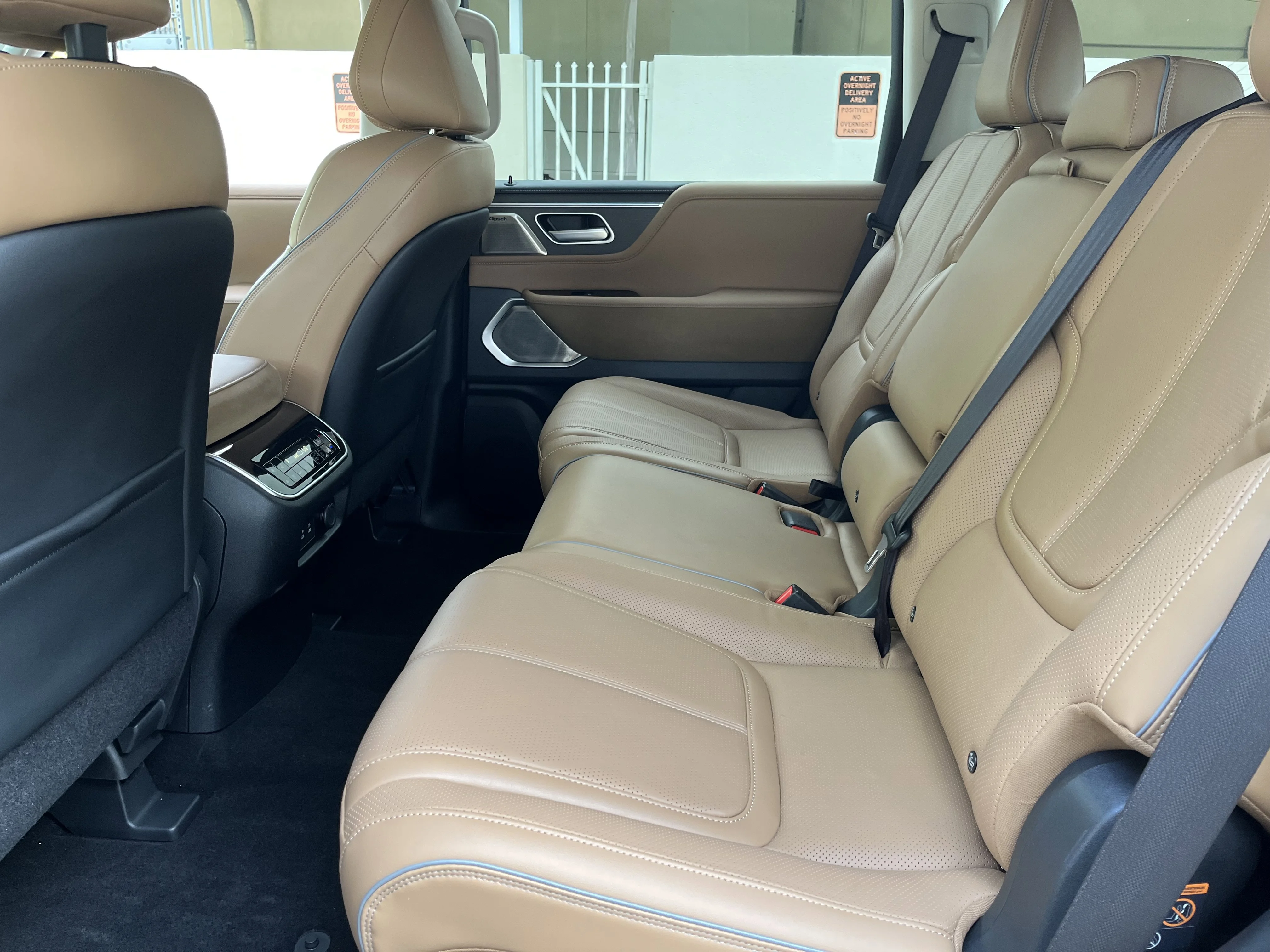 Used 2025 Anthracite Gray INFINITI SENSORY image 17
