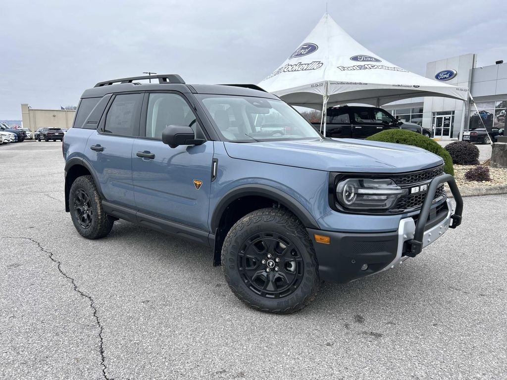 New 2025 Azure Gray Metallic Tri-Coat Ford Badlands® image 2