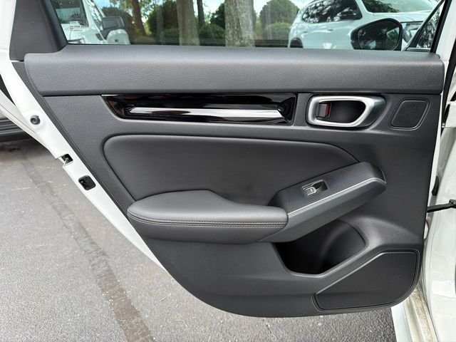 Used 2024 White Honda Touring image 21