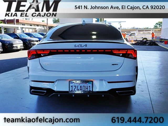 Used 2024 White Kia GT-Line image 8