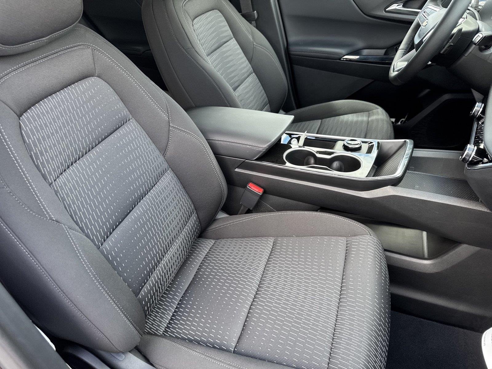 2026 Chevrolet Equinox LT - Photo 35