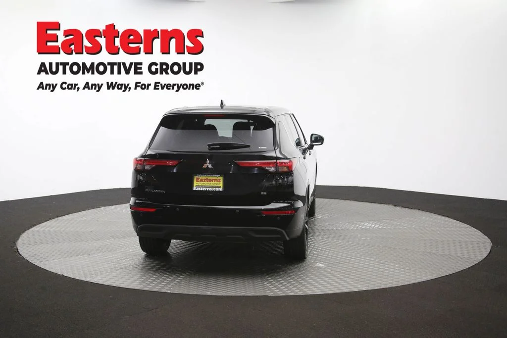 Used 2024 Black Mitsubishi SE image 37