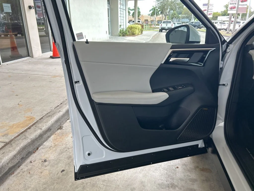New 2026 White Mitsubishi SE 1.5T 2WD image 35