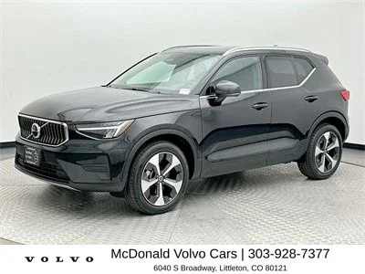 2025 Volvo XC40 B5 Core Bright AWD's photo