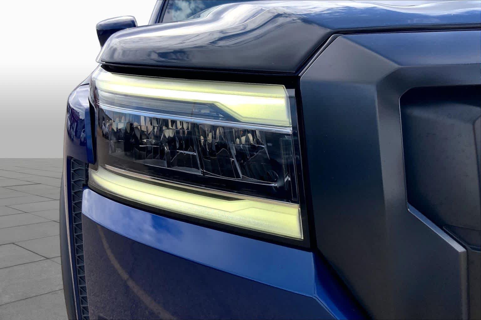Used 2023 Deep Blue Pearl Nissan PRO-4X image 28