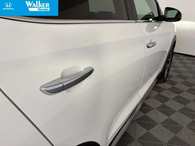 Used 2021 Cream Hyundai Ultimate image 11