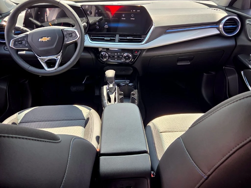 New 2026 Sterling Gray Metallic Chevrolet LT image 32