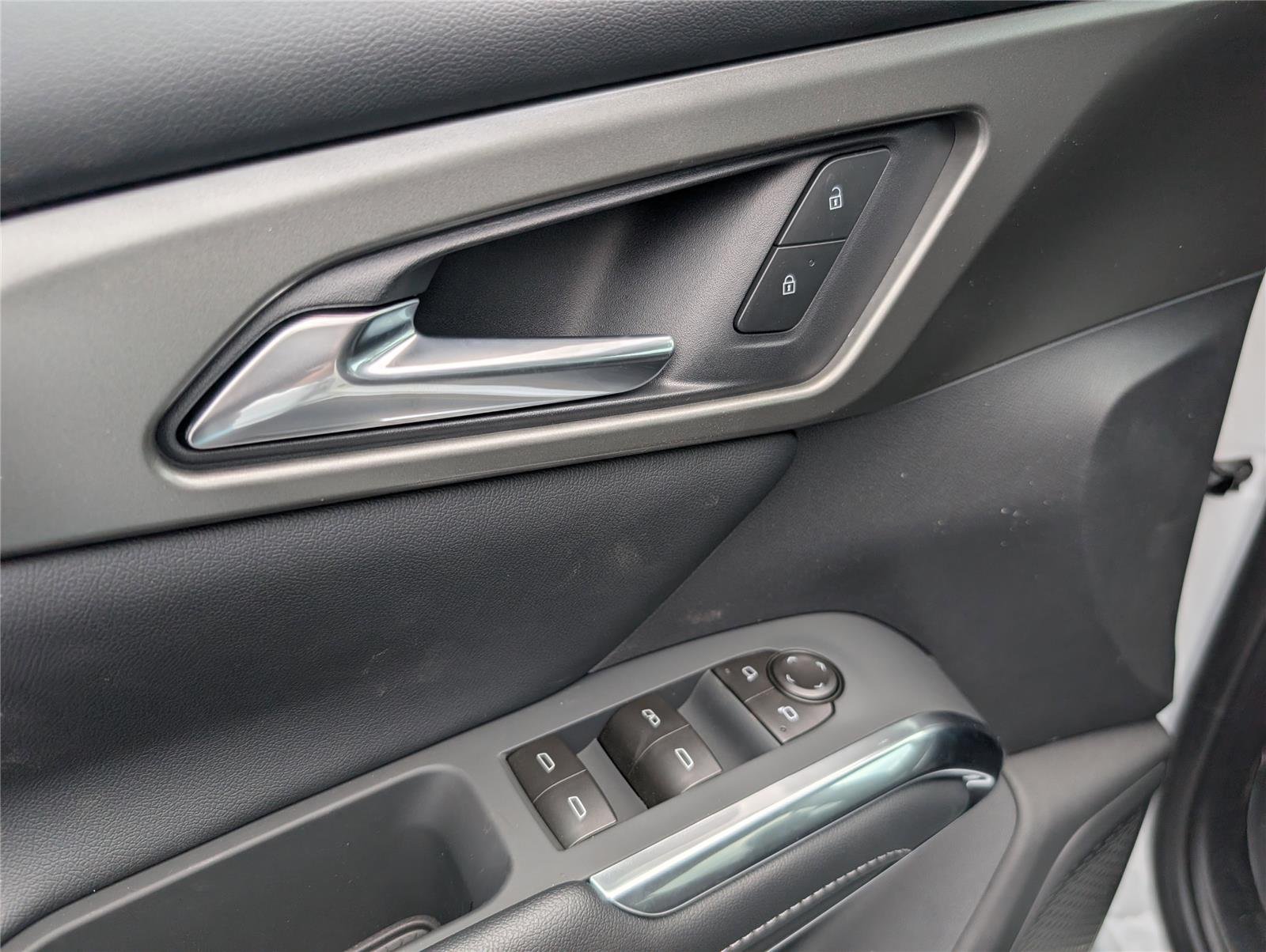 2026 Chevrolet Traverse LT - Photo 26