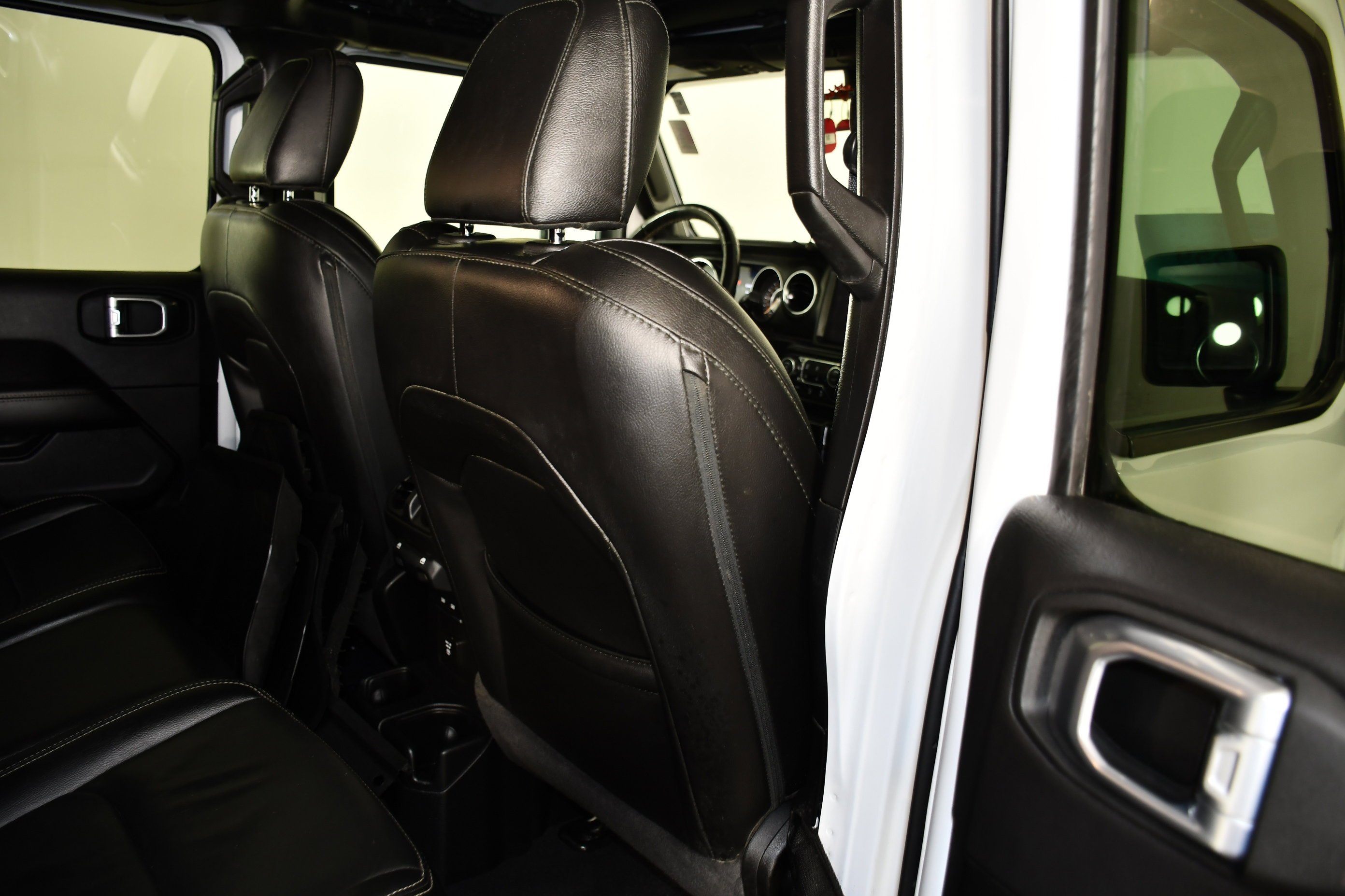Used 2021 Bright White Clearcoat Jeep Overland image 47