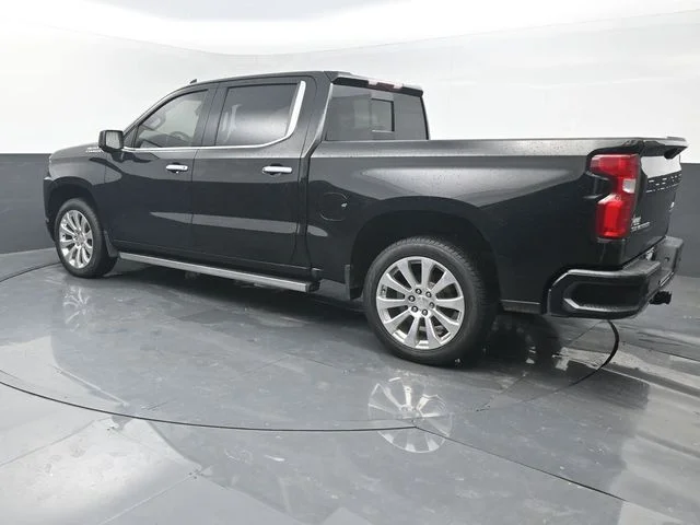 Used 2020 Black Chevrolet High Country image 3