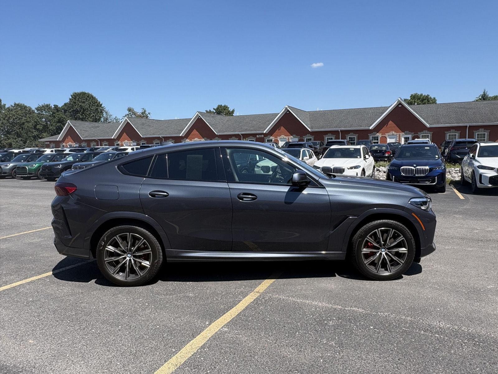Used 2022 Arctic Gray Metallic BMW xDrive40i image 8