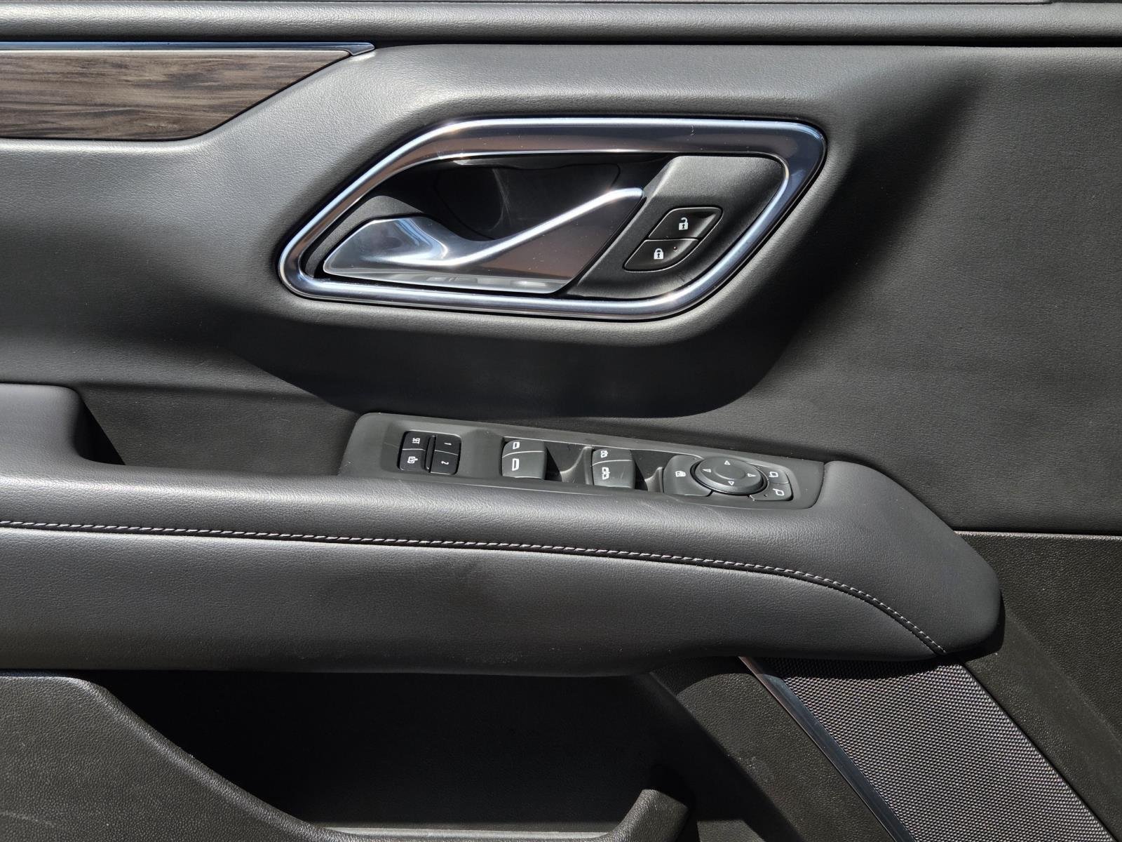 Used 2021 Summit White Chevrolet LT image 30