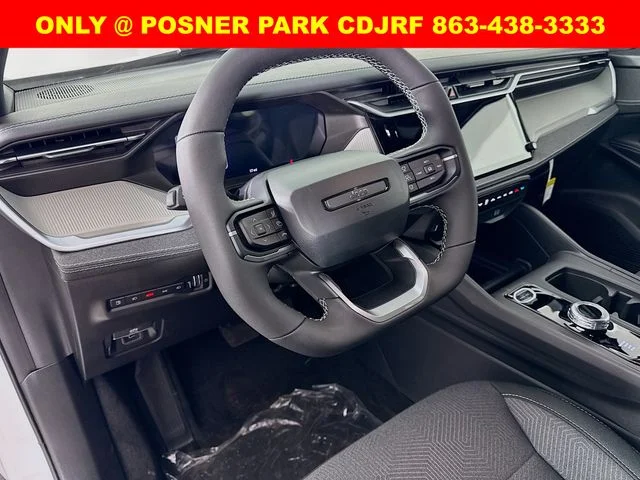 New 2026 Bright White Clear-Coat Exterior Paint Jeep  image 9
