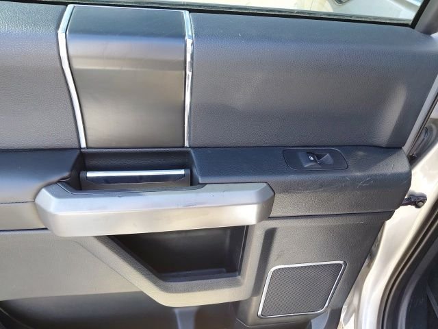 Used 2020 Silver Ford Platinum image 29