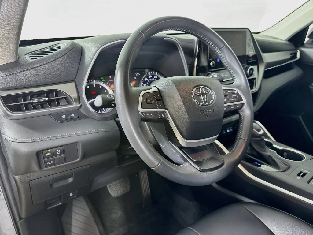 Used 2026 Gray Toyota XLE image 10