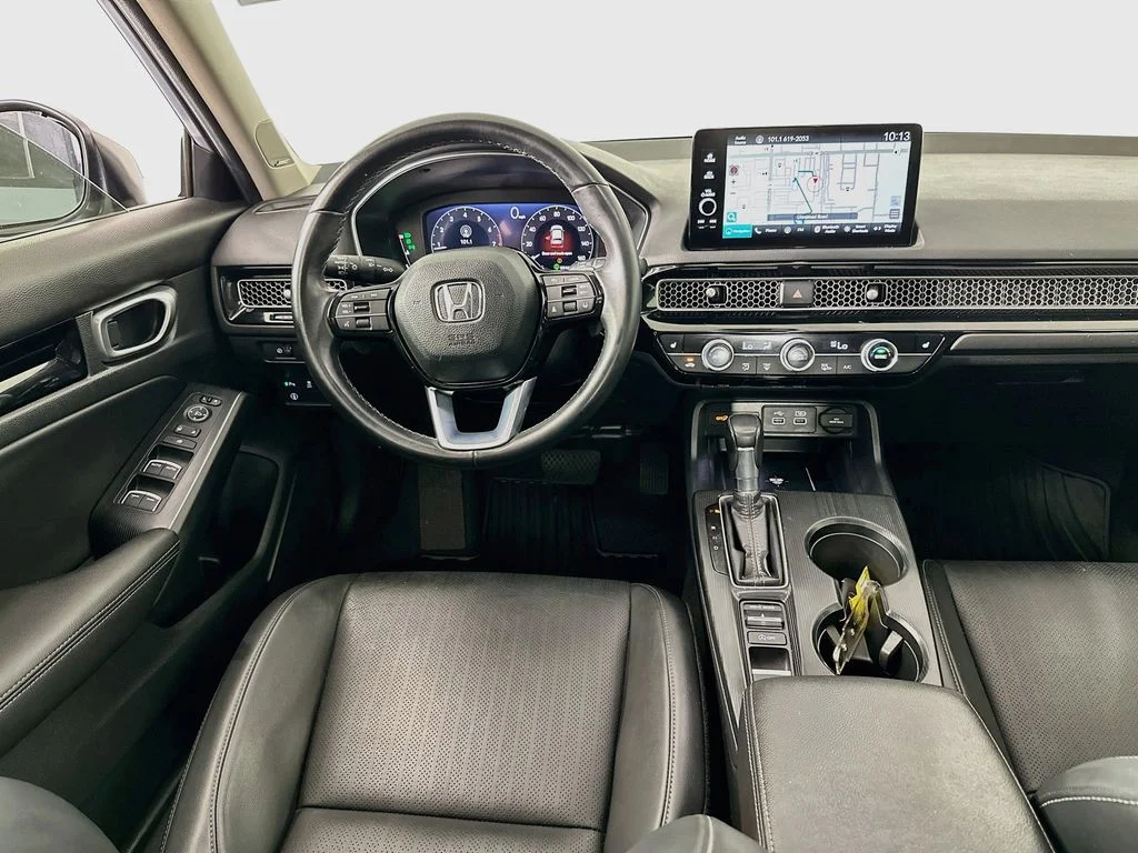 Used 2024 Morning Mist Metallic Honda Touring image 25