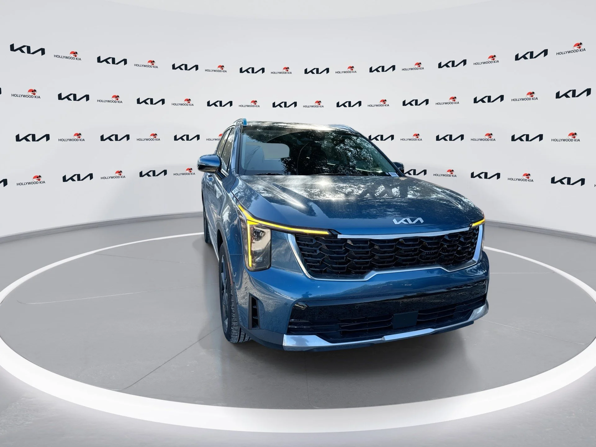 New 2026 Mineral Blue Kia EX image 2