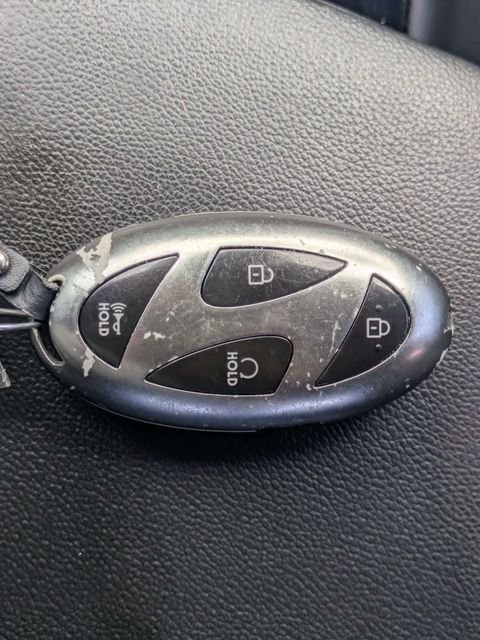 Used 2024 Gray Hyundai SEL image 33