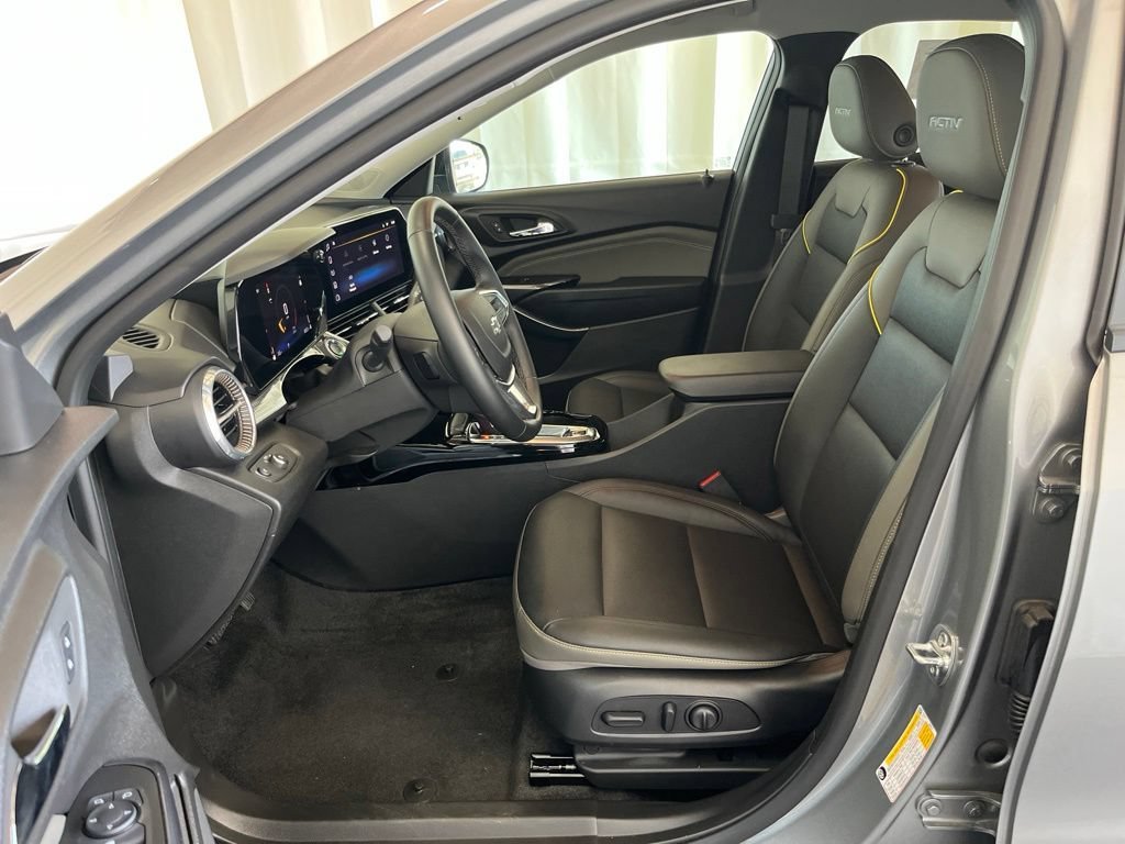 2025 Chevrolet Trax Activ - Photo 3