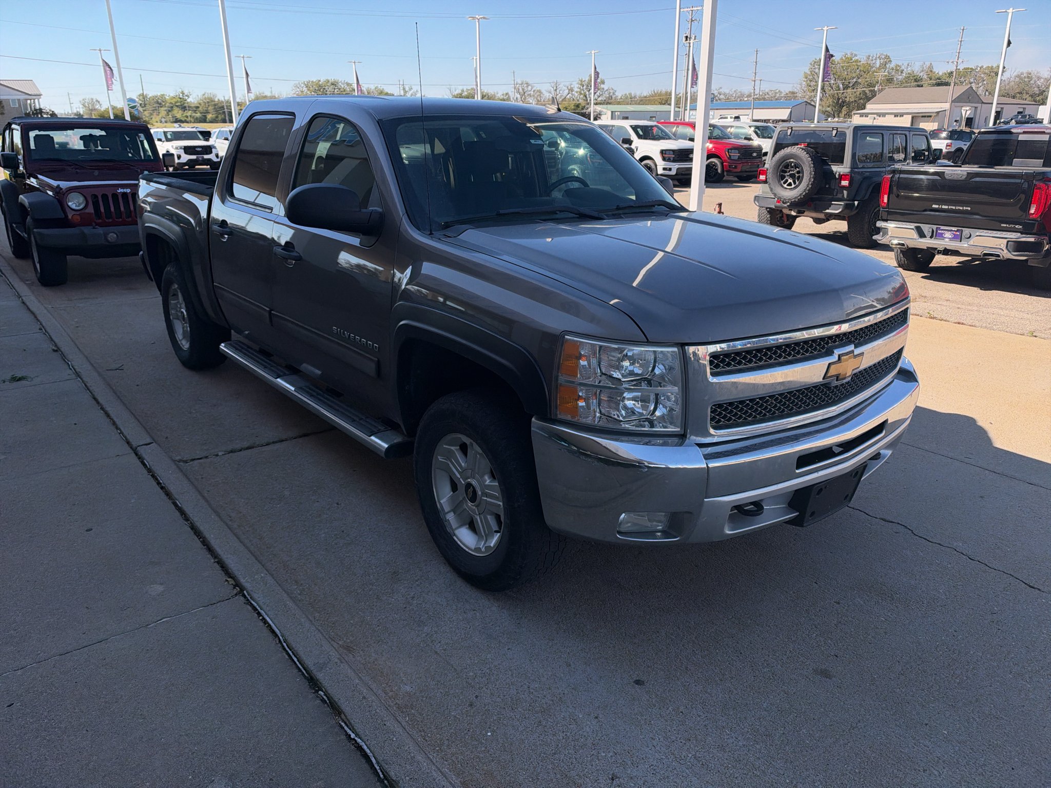 Used 2012 Mocha Steel Metallic Chevrolet LT image 4