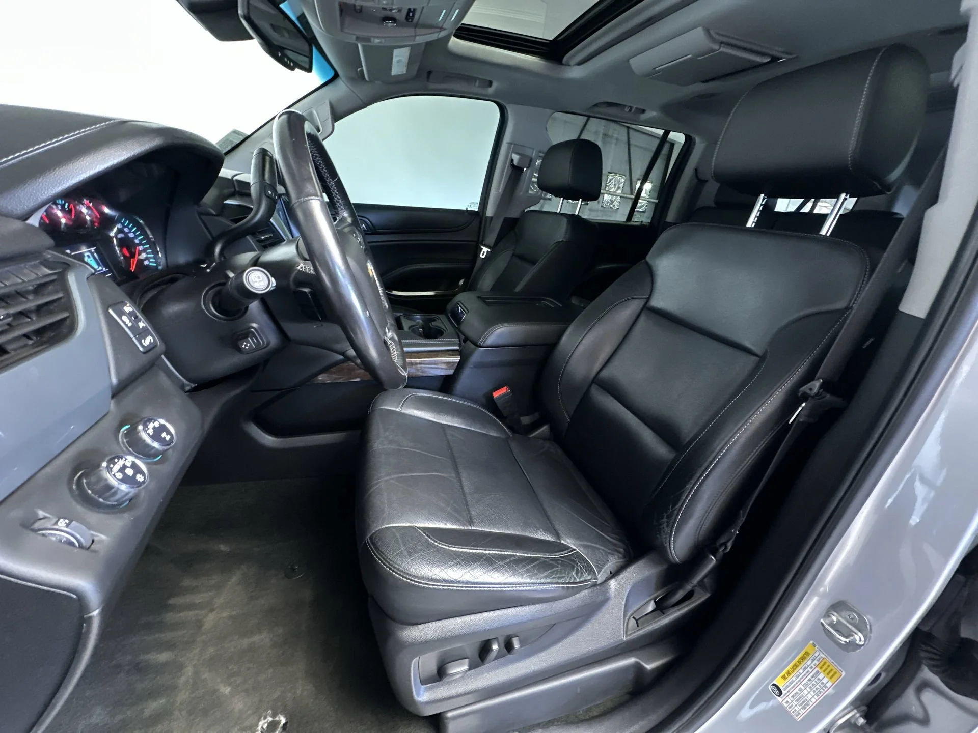 Used 2018 Silver Ice Metallic Chevrolet LT image 13