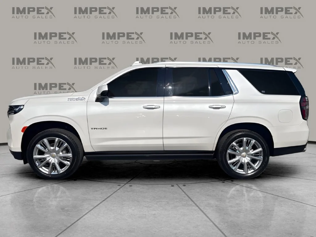 Used 2023 Beige Chevrolet High Country image 2