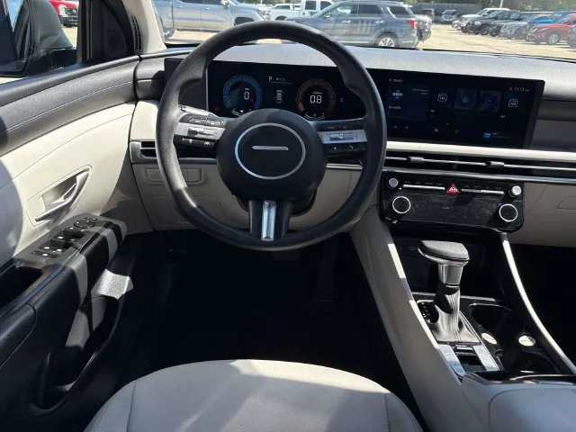 Used 2025 Gray Hyundai SEL image 24