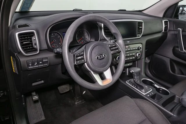 Used 2021 Red Kia LX image 19