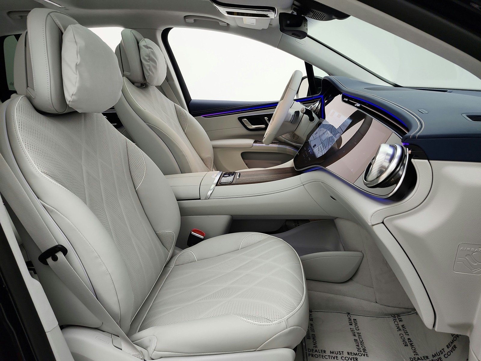 New 2026 Black Mercedes-Benz EQS 400 4MATIC® SUV image 13