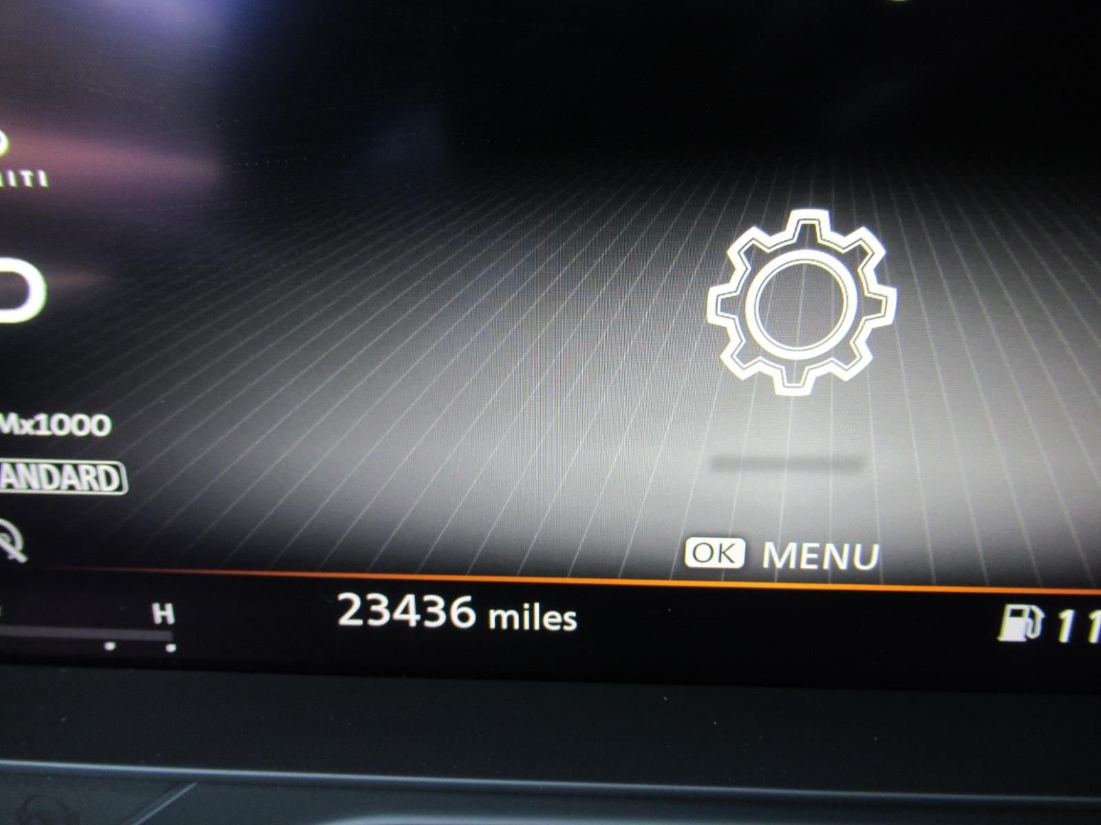 Used 2023 Black INFINITI LUXE image 31