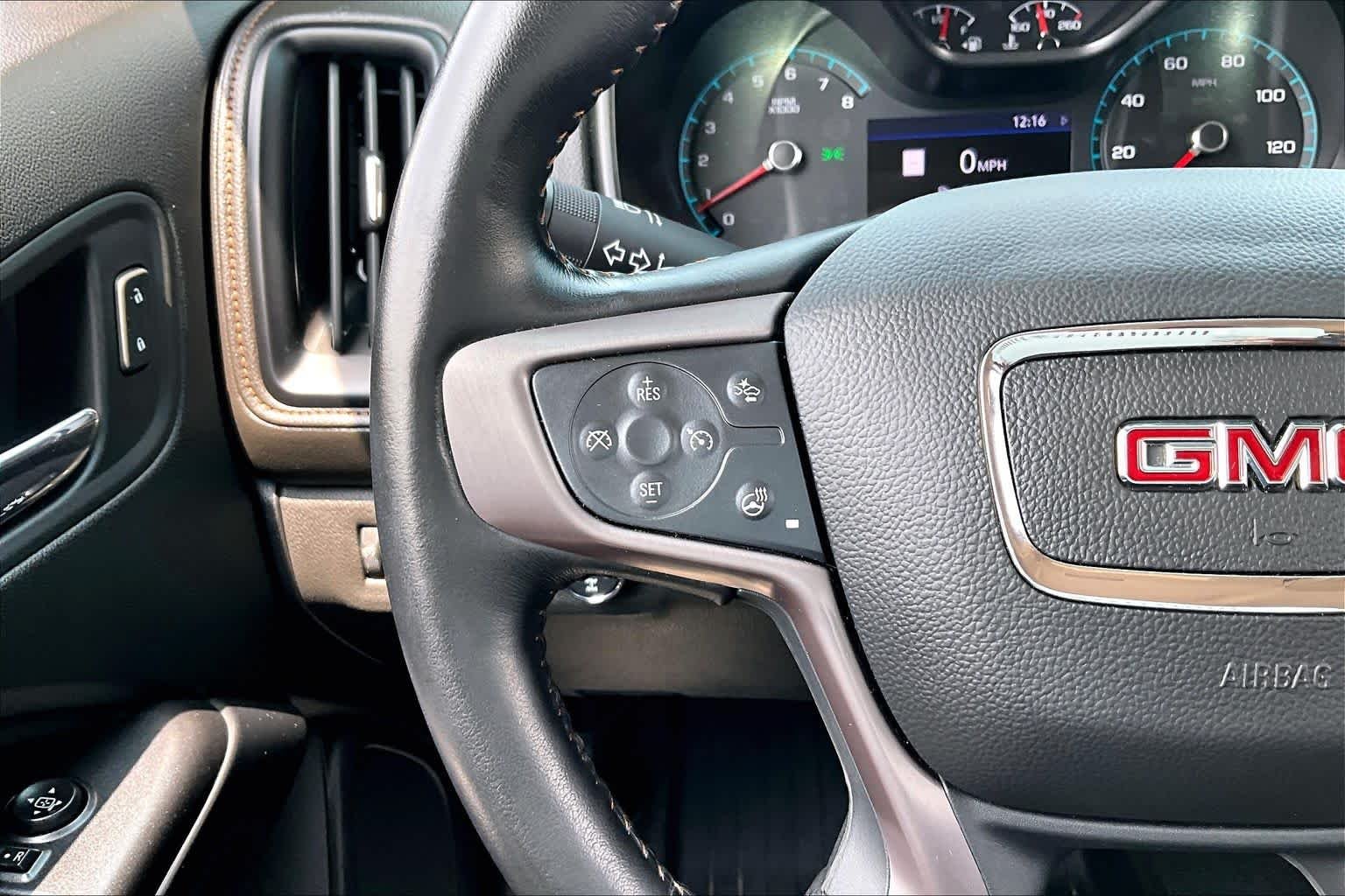 Used 2022 Satin Steel Metallic GMC 4WD AT4 w/Leather image 24