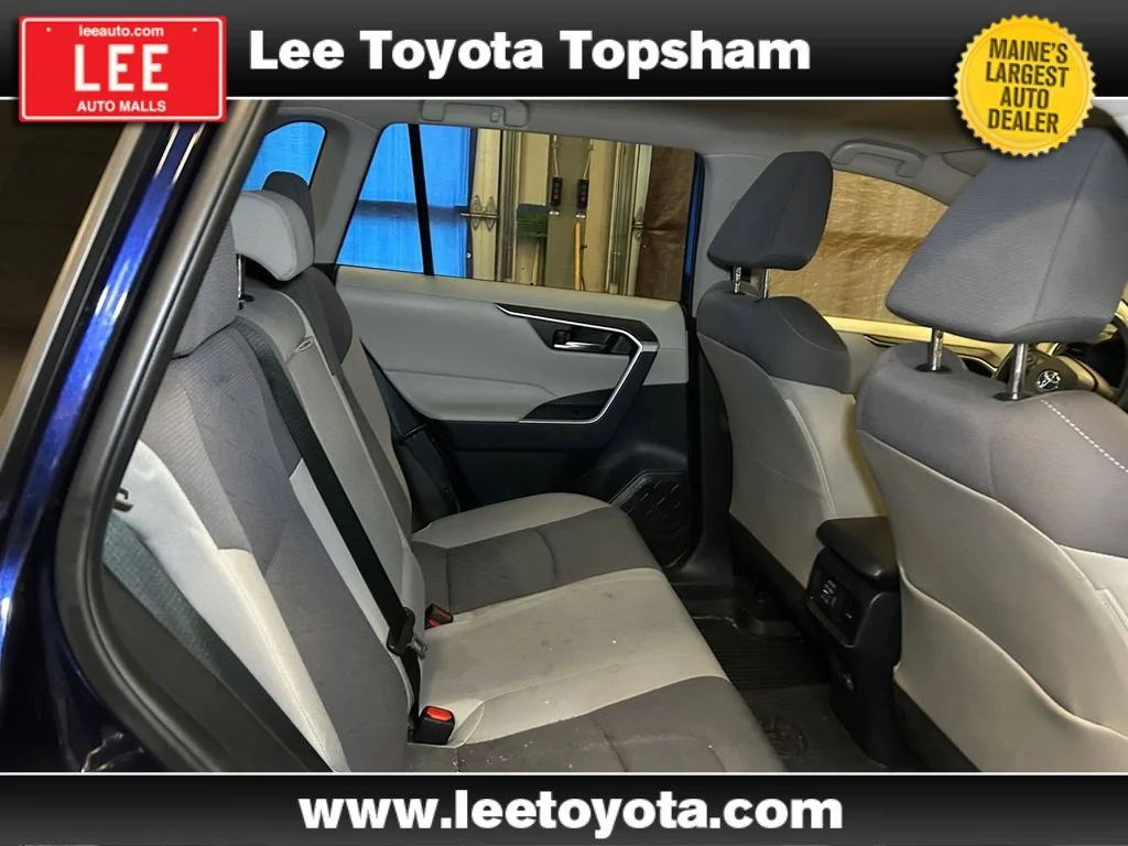 Certified Used 2025 Blueprint Toyota Hybrid XLE image 17