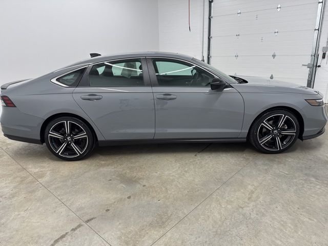 Certified Used 2023 Urban Gray Pearl Honda Sport image 4