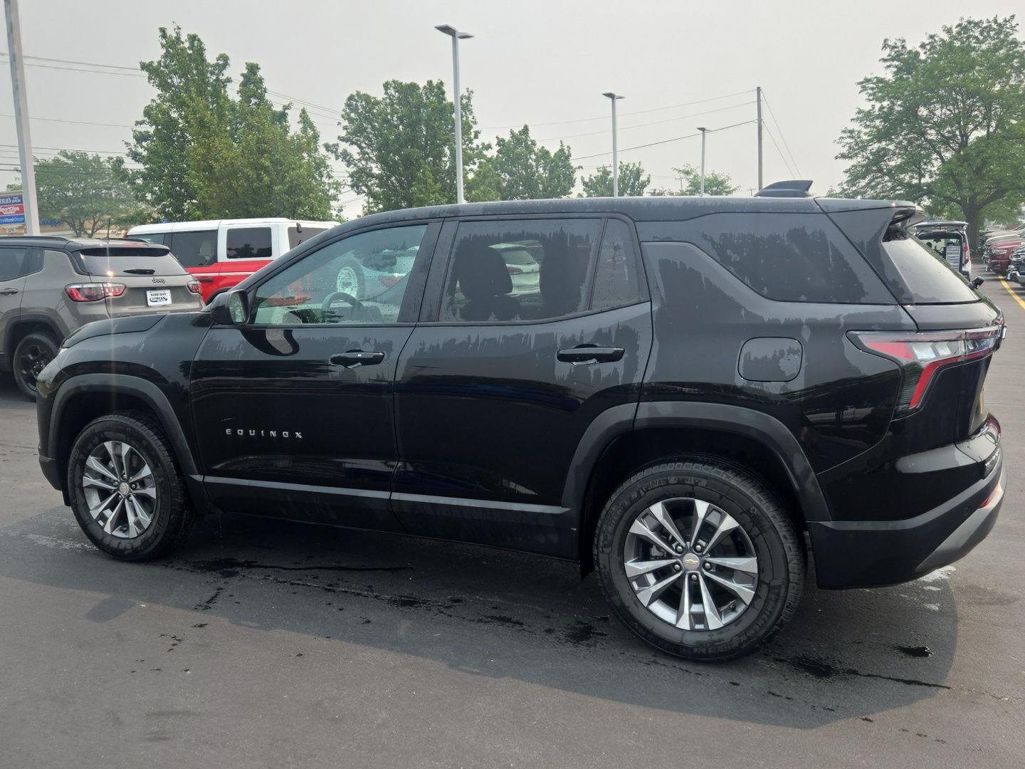 Used 2026 Mosaic Black Metallic Chevrolet AWD LT image 3