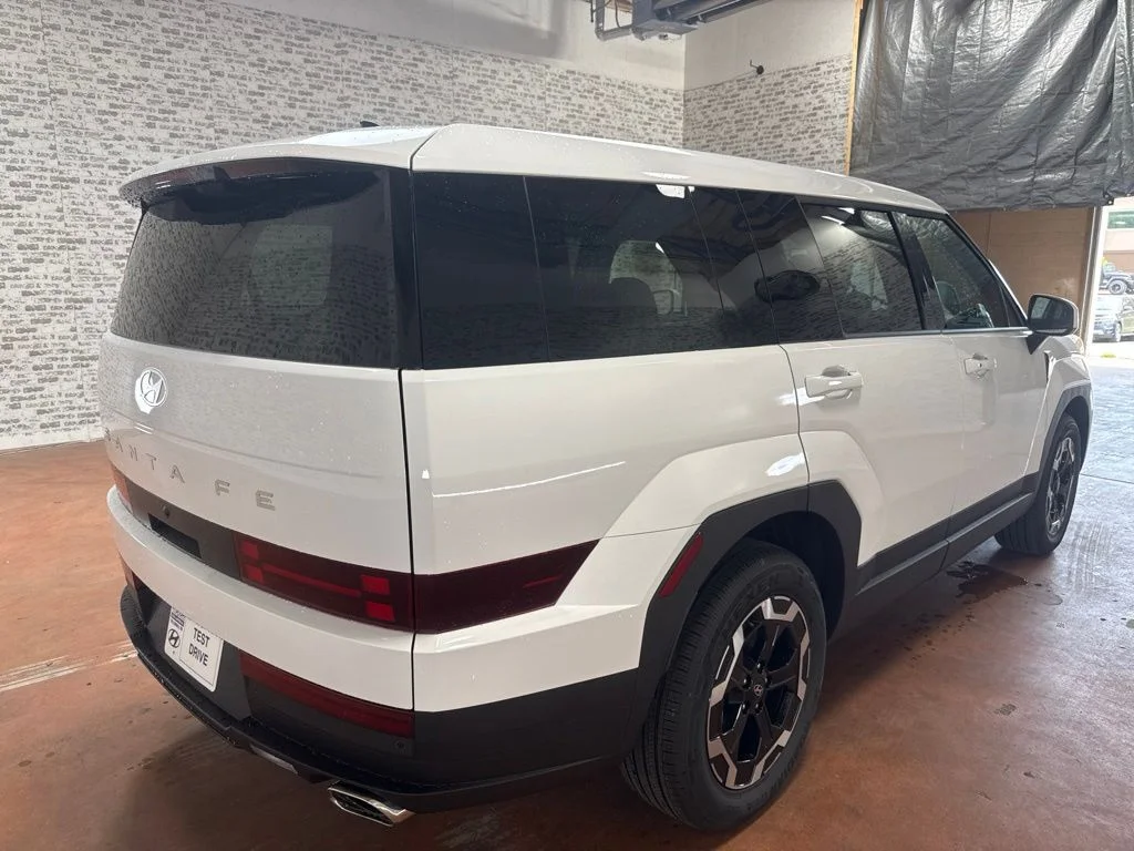New 2027 Serenity White Hyundai SE image 7