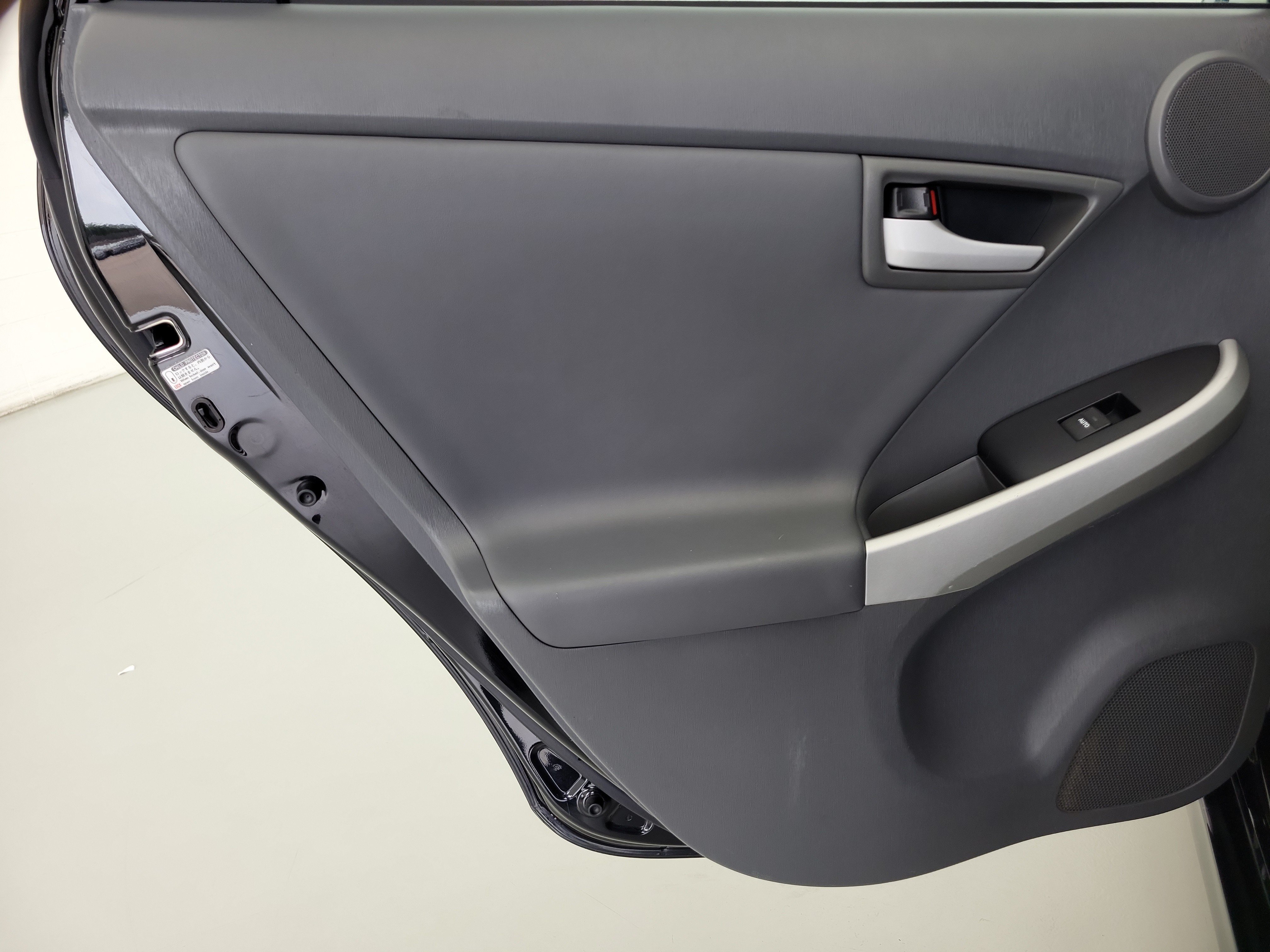 Used 2010 Black Toyota IV image 14