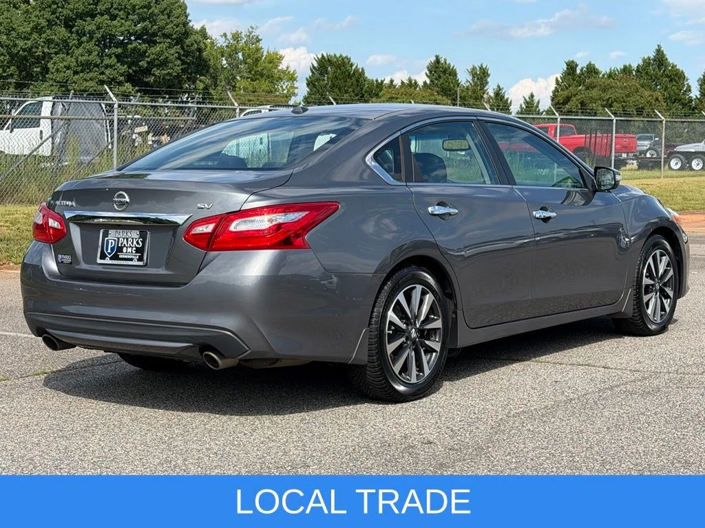 Used 2016 Nissan Altima SV with VIN 1N4AL3AP2GC128859 for sale in Kernersville, NC