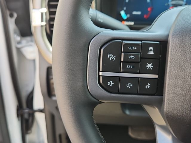 New 2026 Star White Metallic Tri-Coat Ford F-250® Lariat® image 15