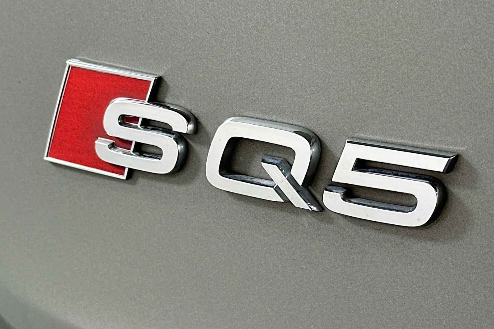 Used 2023 Chronos Gray Metallic Audi Premium Plus image 10