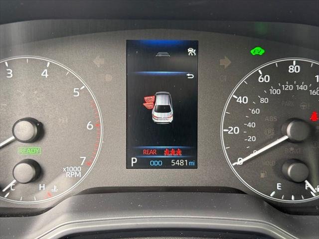2025 Toyota Corolla LE - Photo 24