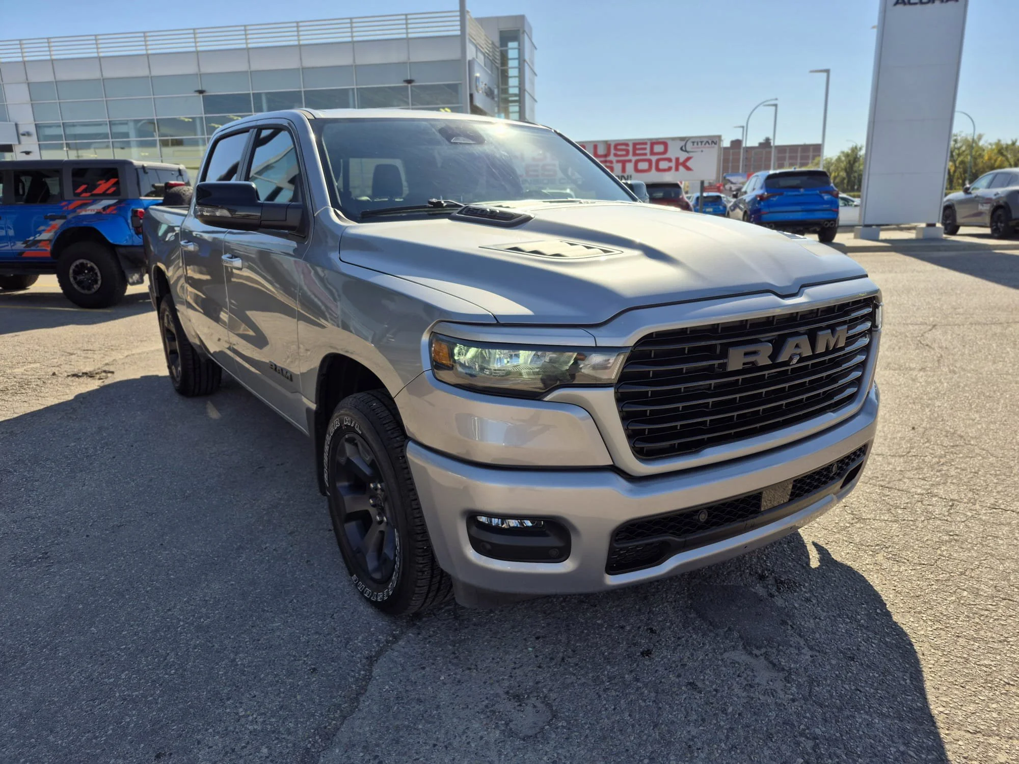Certified Used 2025 Billet Silver Metallic Ram Sport 4x4*3.0L I6 | Htd Seats | Nav | Htd Wheel | Tow Pkg | Adaptive Cruise | Remote Start image 5