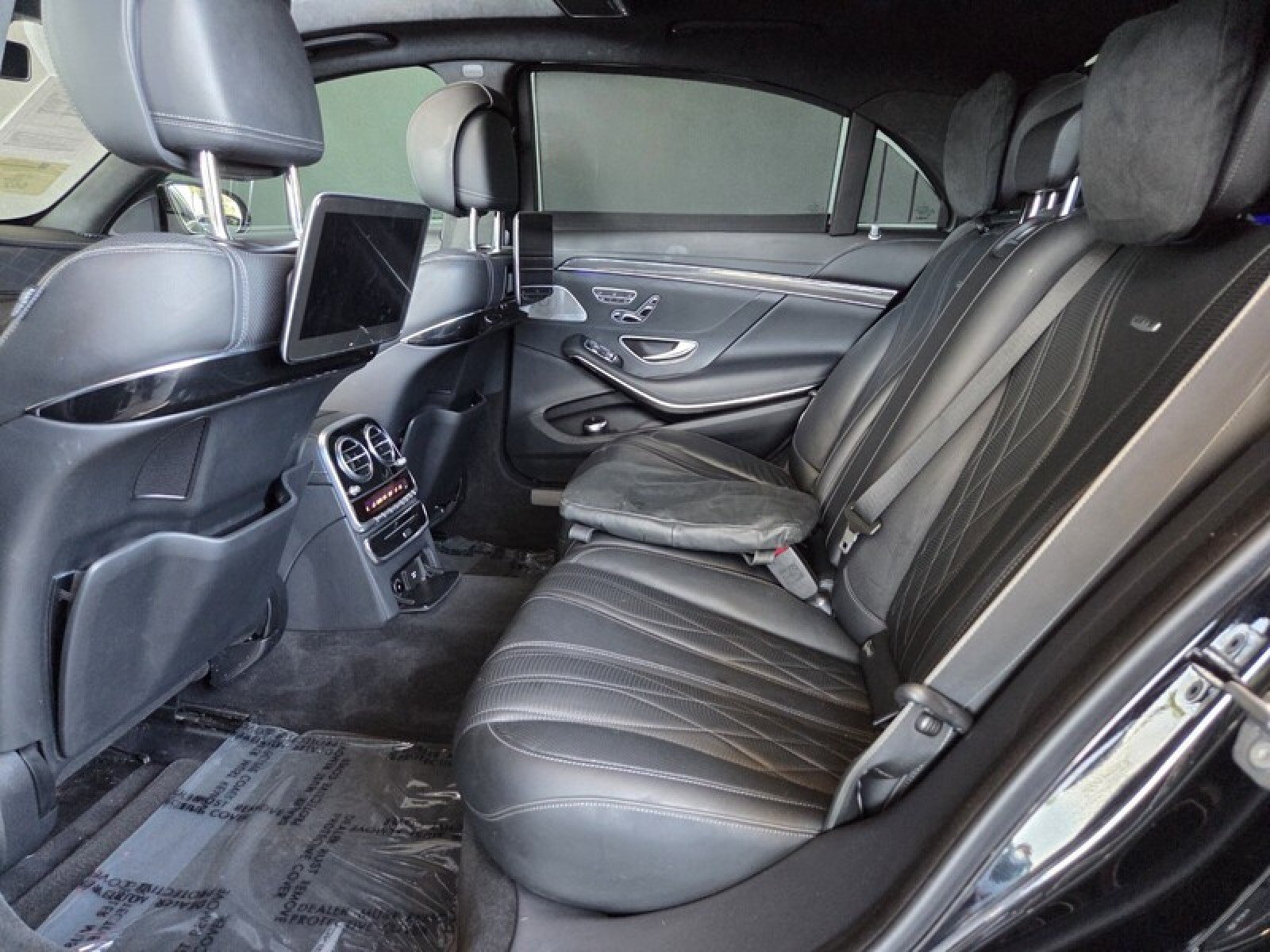 Used 2019 Black Mercedes-Benz AMG® S 63 image 14