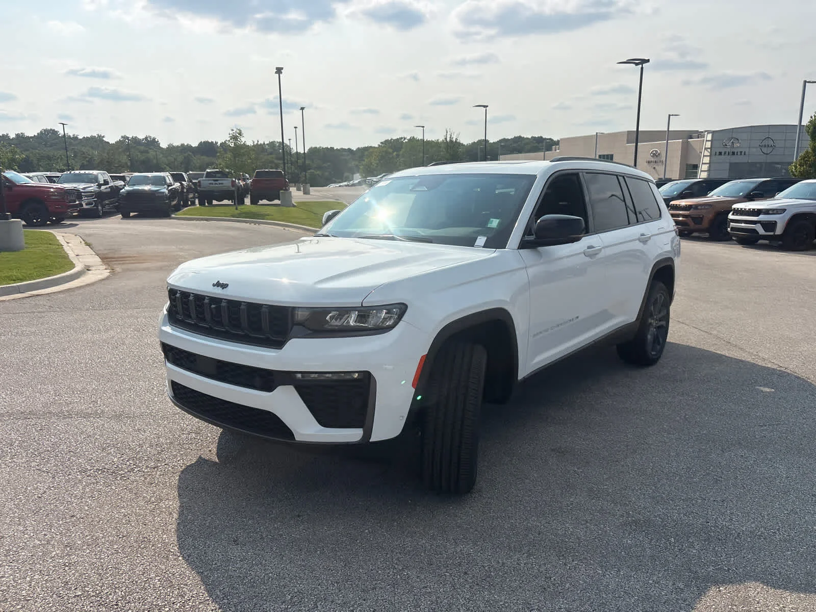 New 2026 Bright White Clearcoat Jeep 85th Anniversary Edition image 5